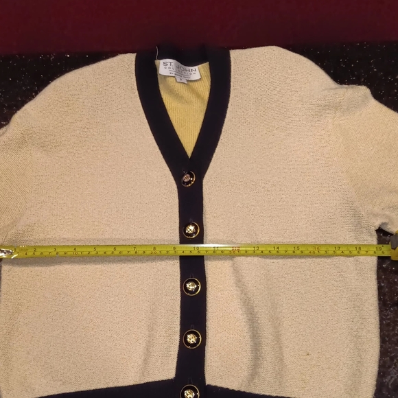 ST. JOHN Collection Vintage Knit button Cardigan Only! - Picture 8 of 15